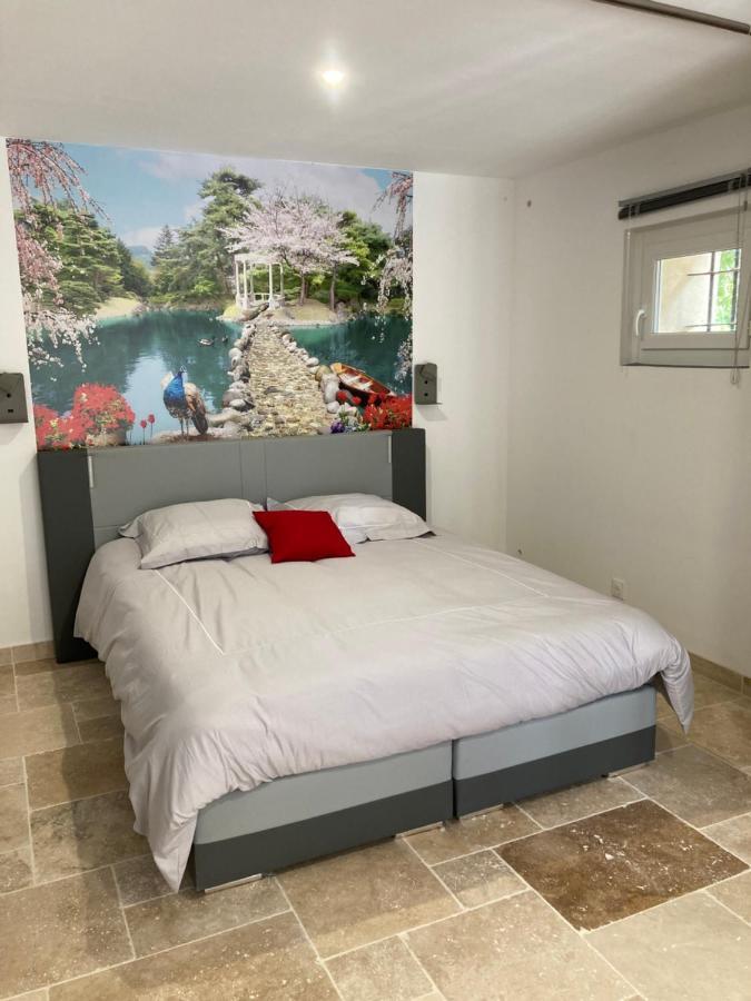 Le Studio D Aurelie Avec Spa Ete En Pleine Campagne Et Proche De Toute Commodite Roquemaure  Exterior foto