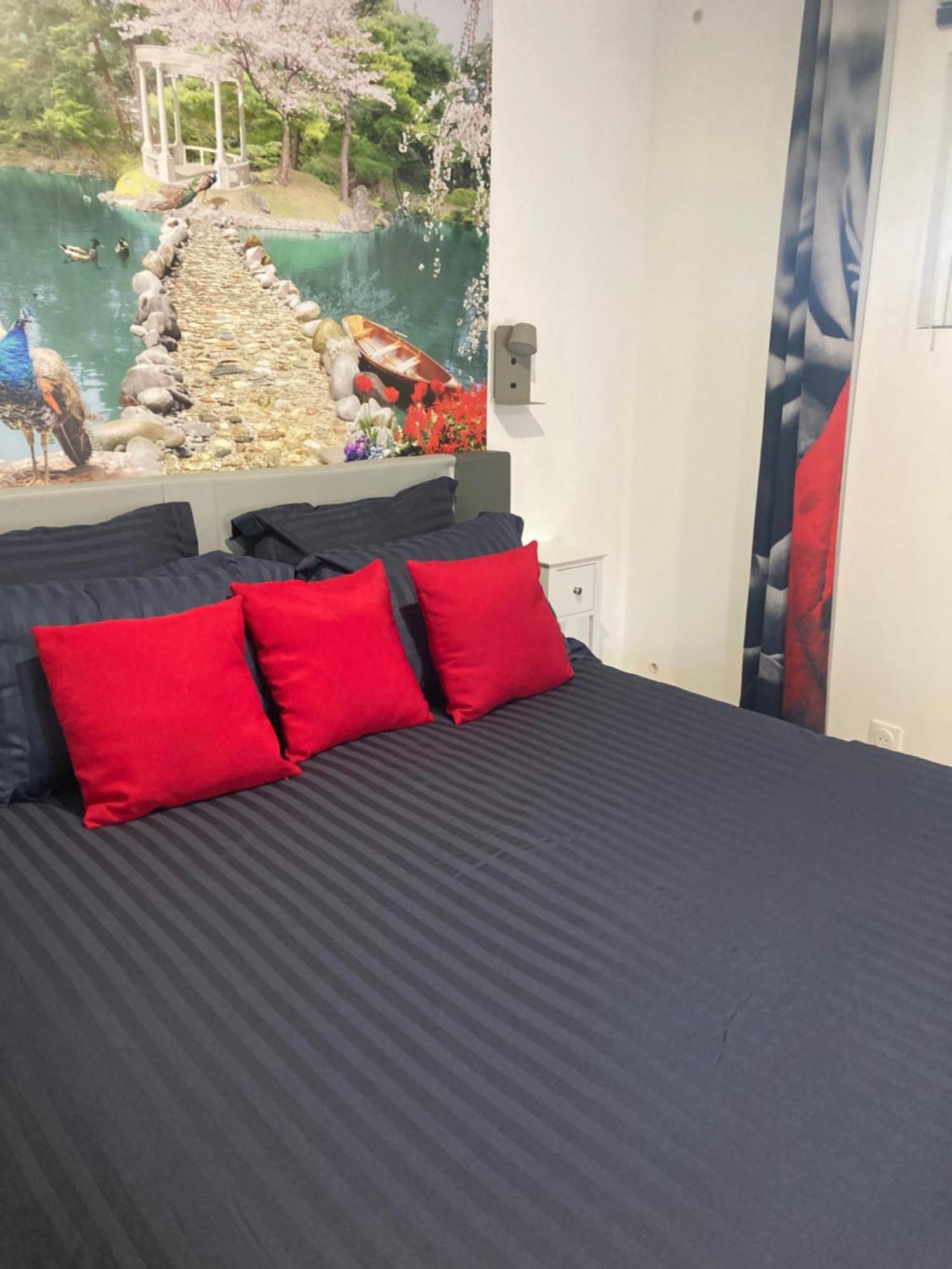 Le Studio D Aurelie Avec Spa Ete En Pleine Campagne Et Proche De Toute Commodite Roquemaure  Exterior foto